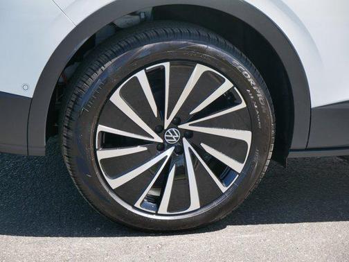 2025 Volkswagen ID.4 AWD Pro