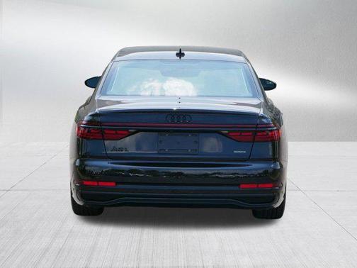 2022 Audi A8 L 55 TFSI quattro Tiptronic
