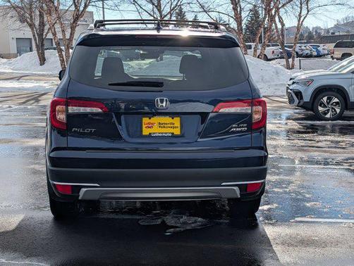 2022 Honda Pilot AWD Elite