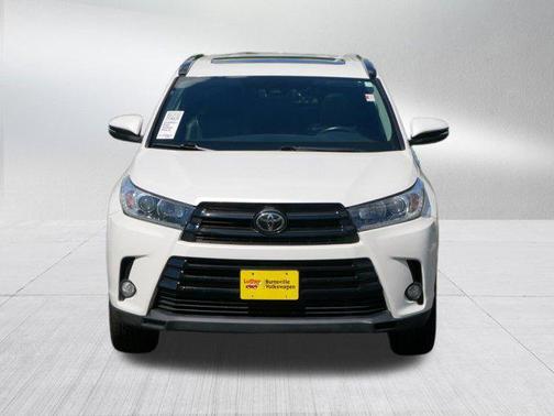 2017 Toyota Highlander SE