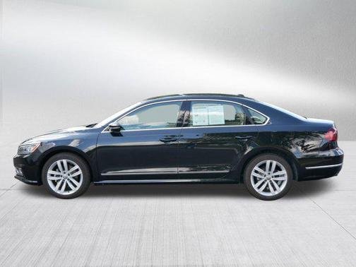 2018 Volkswagen Passat 2.0T SEL Premium
