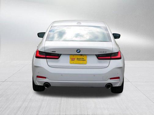 2024 BMW 330 i xDrive
