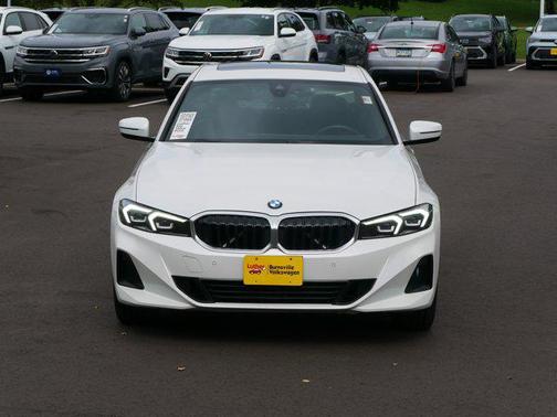 2024 BMW 330 i xDrive