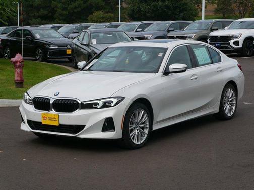 2024 BMW 330 i xDrive