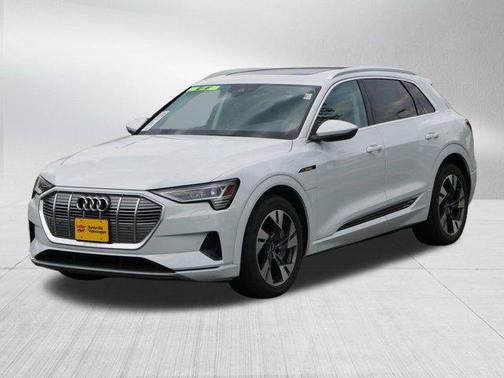 2021 Audi e-tron Premium