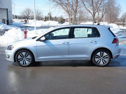 2015 Volkswagen e-Golf SEL Premium