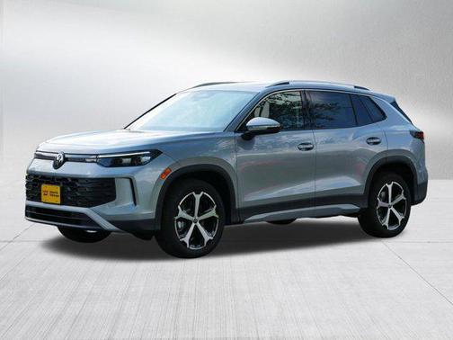 2025 Volkswagen Tiguan 2.0T SE 4MOTION
