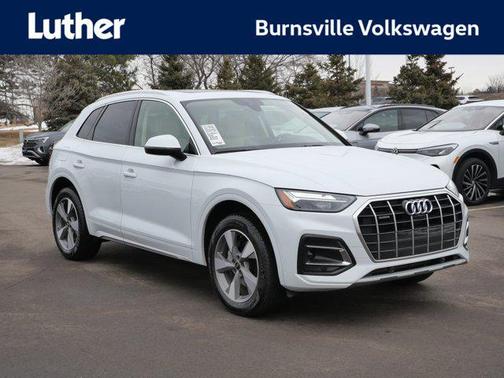 2023 Audi Q5 40 Premium Plus