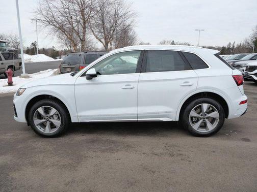 2023 Audi Q5 40 Premium Plus