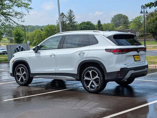 Pure White 2025 Volkswagen Tiguan 2.0T SE 4MOTION