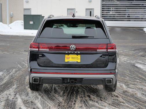 2025 Volkswagen Atlas 2.0T Peak Edition