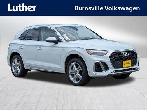 Glacier White Metallic 2023 Audi Q5 55 S line Premium Plus