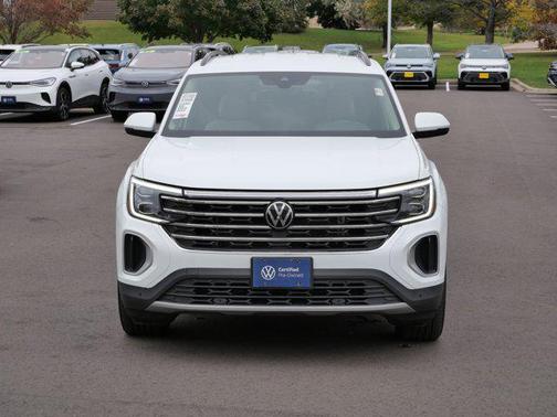 2024 Volkswagen Atlas 2.0T SE w/Technology 4MOTION