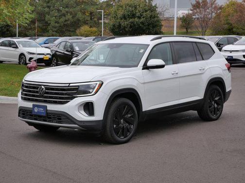 2024 Volkswagen Atlas 2.0T SE w/Technology 4MOTION