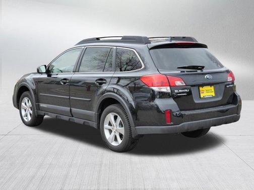 Crystal Black Silica 2014 Subaru Outback 2.5i Limited