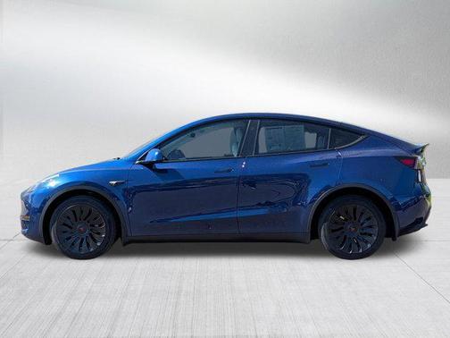 Deep Blue Metallic 2023 Tesla Model Y Long Range Dual Motor All-Wheel Drive