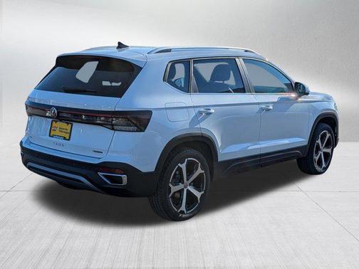 2026 Volkswagen Taos SEL
