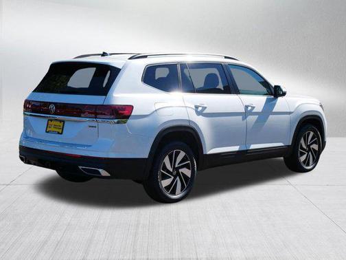 2026 Volkswagen Atlas 2.0T SE w/Technology 4MOTION