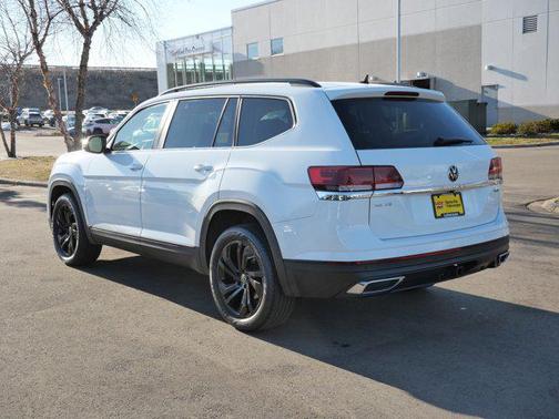 2023 Volkswagen Atlas 3.6L SE w/Technology