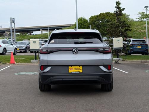 Silver Mist Metallic 2023 Volkswagen ID.4 Pro S