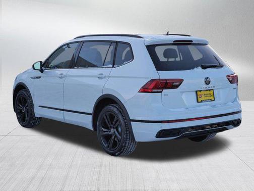 2023 Volkswagen Tiguan 2.0T SE R-Line Black 4MOTION