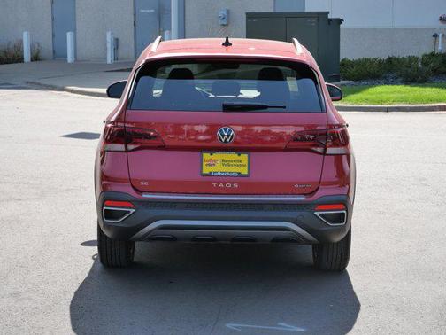 2024 Volkswagen Taos 1.5T SE