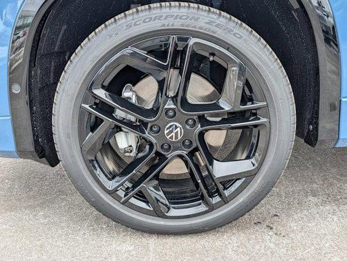 2026 Volkswagen Tiguan 2.0T SE R-Line Black 4MOTION