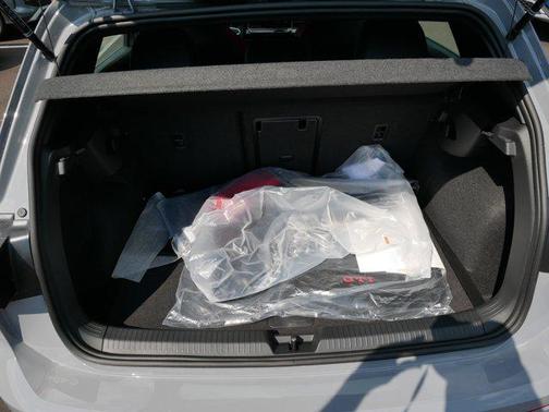 2025 Volkswagen Golf GTI 2.0T SE DSG