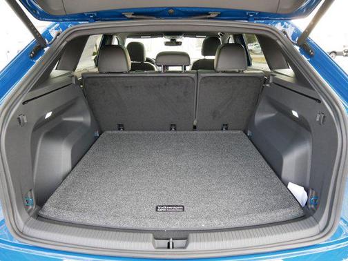 2025 Volkswagen Atlas Cross Sport 2.0T SEL