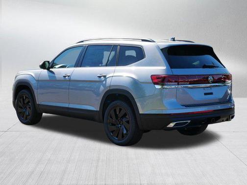 2026 Volkswagen Atlas 2.0T SE w/Technology 4MOTION