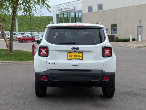 Alpine White Clearcoat 2023 Jeep Renegade Upland