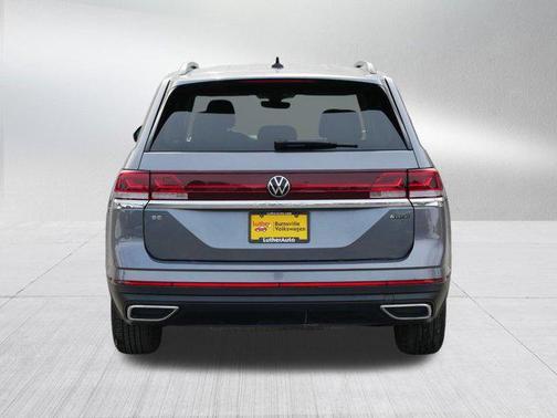 2024 Volkswagen Atlas 2.0T SE