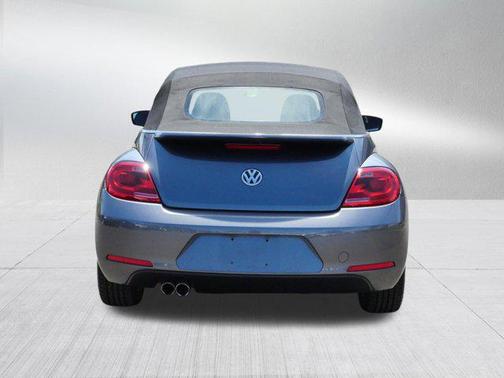 Platinum Gray Metallic 2013 Volkswagen Beetle 2.5L