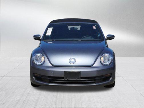 Platinum Gray Metallic 2013 Volkswagen Beetle 2.5L