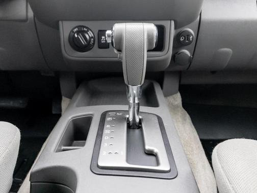 2017 Nissan Frontier SV