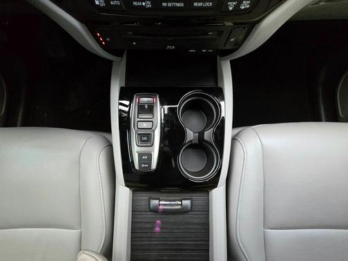 2019 Honda Pilot Touring 7-Passenger