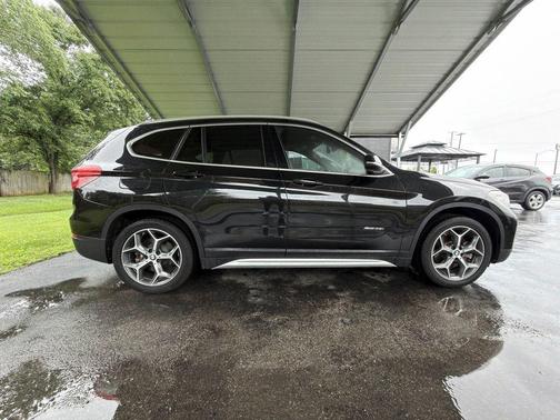 Black Sapphire Metallic 2016 BMW X1 xDrive 28i