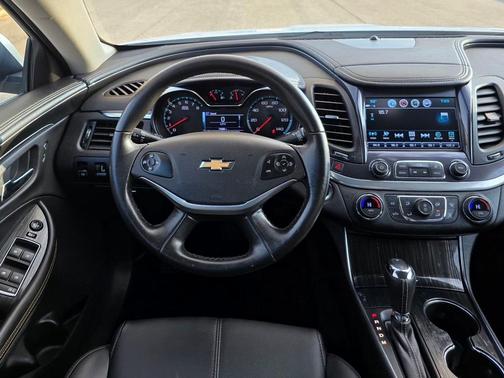 2020 Chevrolet Impala LT