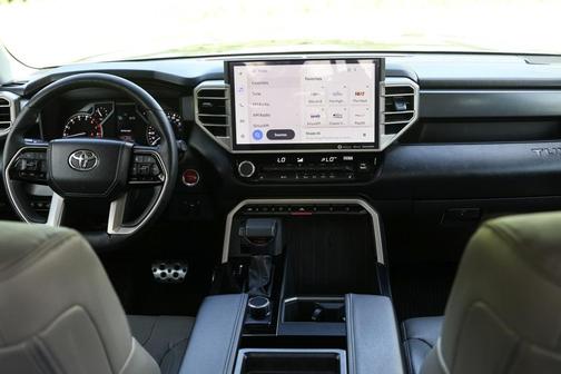 2022 Toyota Tundra SR5