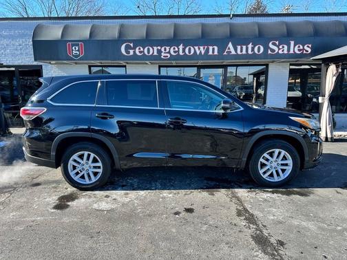 2015 Toyota Highlander LE