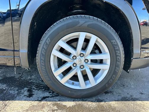 2015 Toyota Highlander LE