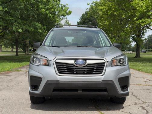 Ice Silver Metallic 2019 Subaru Forester