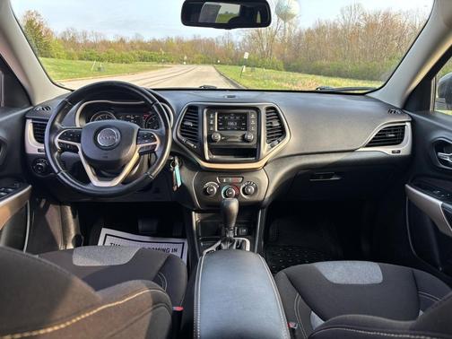 2018 Jeep Cherokee Latitude