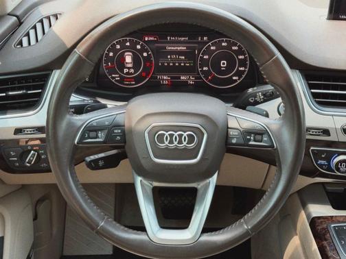 Glacier White Metallic 2019 Audi Q7 45 Premium Plus
