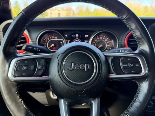 2021 Jeep Gladiator Overland