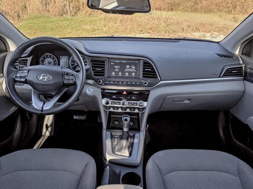 2020 Hyundai ELANTRA Value Edition