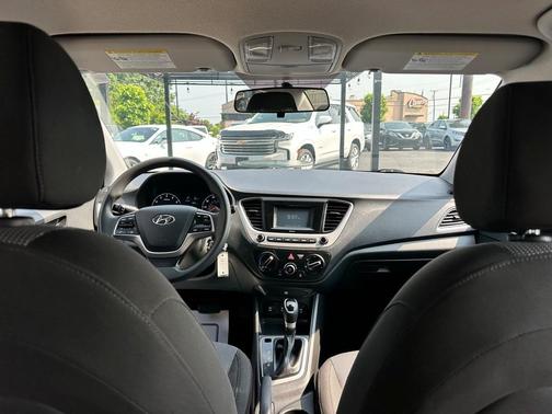 2021 Hyundai Accent SE