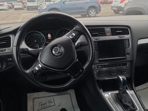2016 Volkswagen e-Golf SEL Premium