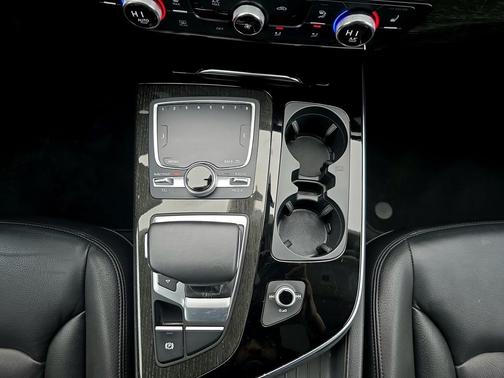 2019 Audi Q7 55 Premium