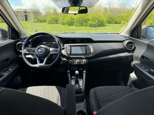 2022 Nissan Kicks S